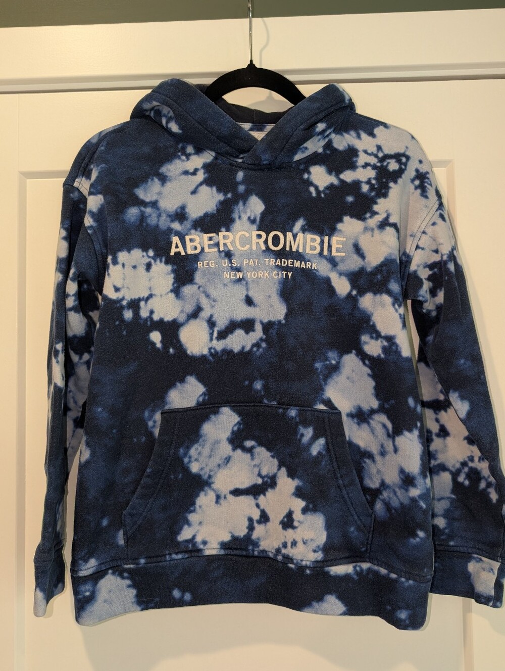 Abercrombie Kids Blue And White Tie-Dye Hoodie
